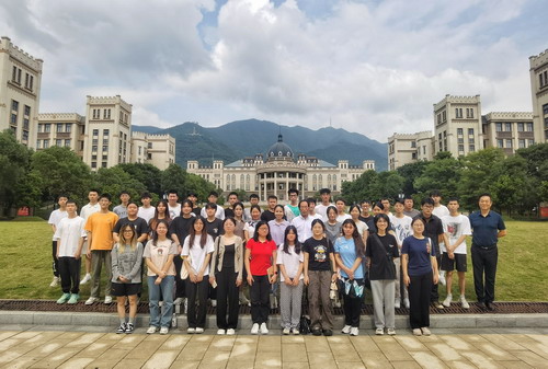 合影留念.jpg 合影留念.jpg