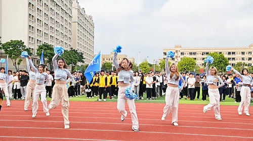 大旺校区入场展演.jpg 大旺校区入场展演.jpg