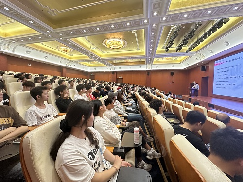 现场师生.jpg 现场师生.jpg