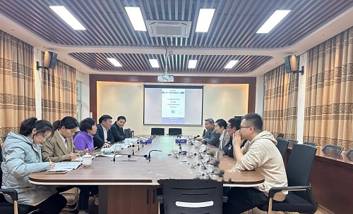 会谈现场.jpg 会谈现场.jpg