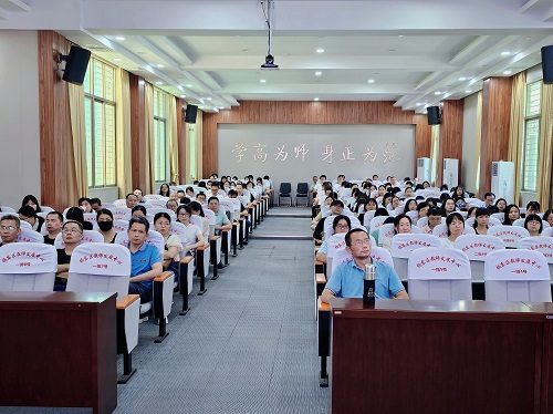 培训现场.jpg 培训现场.jpg