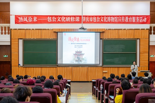 活动现场.jpg 活动现场.jpg