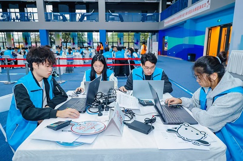 澳门网投参赛学生1.jpg 澳门网投参赛学生1.jpg