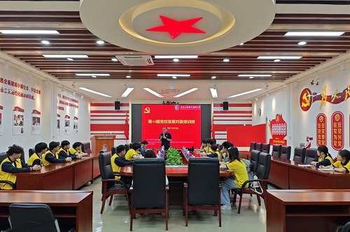 大旺校区党校培训授课现场.jpg 大旺校区党校培训授课现场.jpg