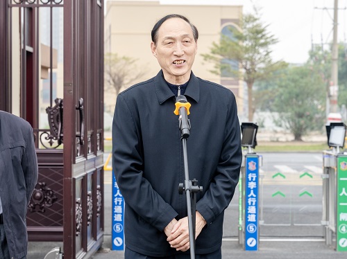 和飞在大旺校区主持.JPG 和飞在大旺校区主持.JPG