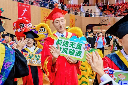 欢送仪式3.jpg 欢送仪式3.jpg